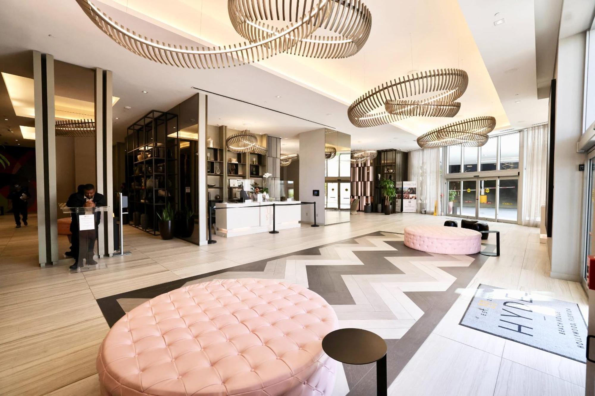 Diamond In The Sky Villa Hollywood Bagian luar foto
