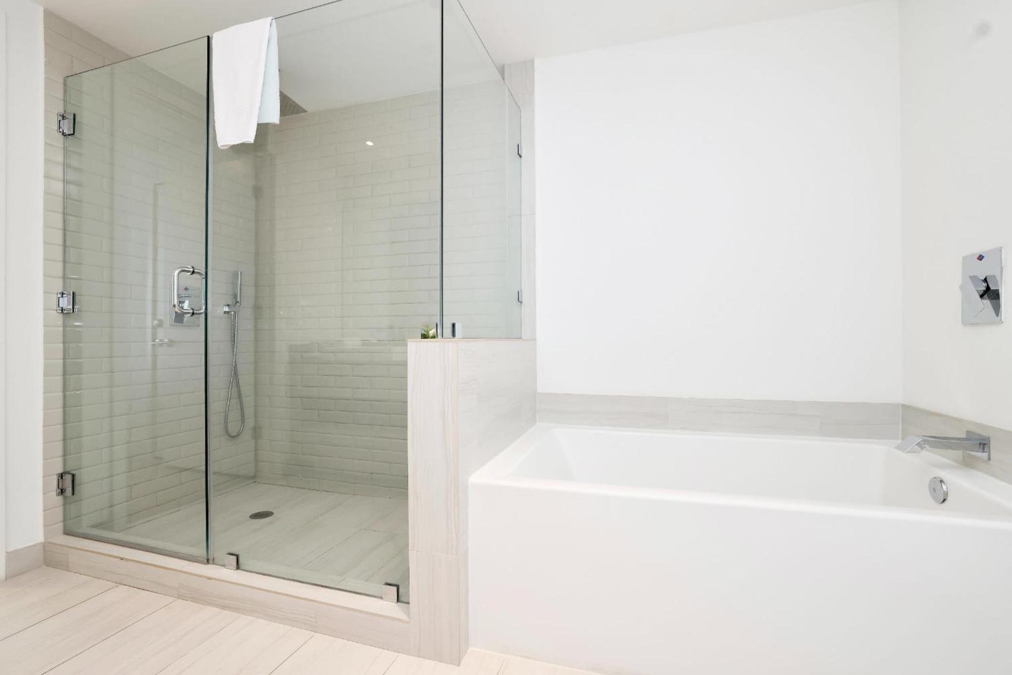 Diamond In The Sky Villa Hollywood Bagian luar foto